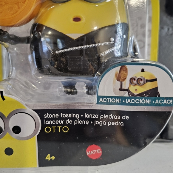 Illumination Presents Minions the Rise of Gru - Stone Tossing Otto Figure - NEW - Picture 7 of 8